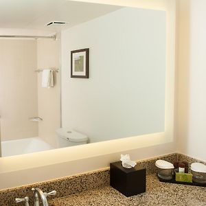 Queen Suite Two Queen Beds Non-Smoking